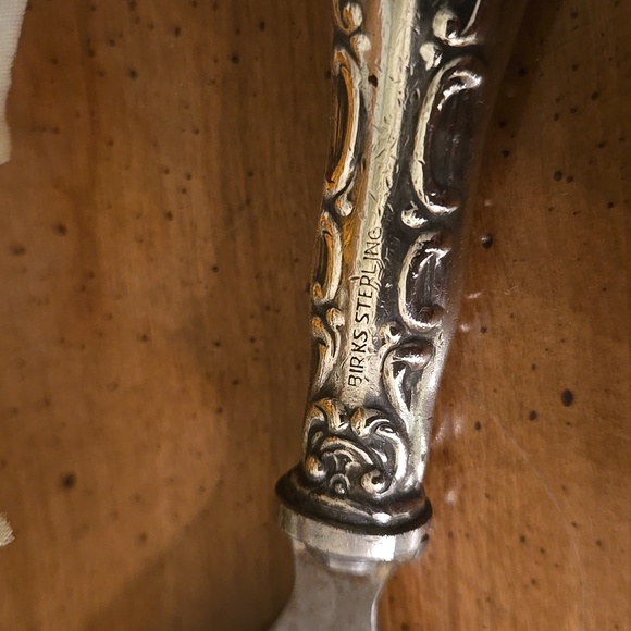 Birks Vintage Sterling Silver Pompadour Bottle Opener - Picture 4 of 9